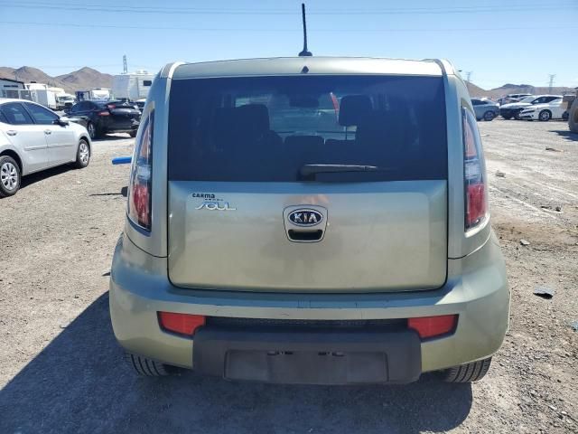 2011 KIA Soul +