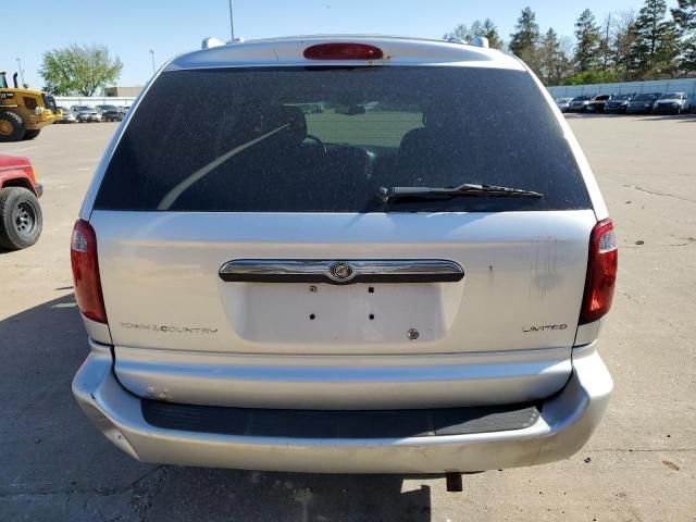 2004 Chrysler Town & Country Limited