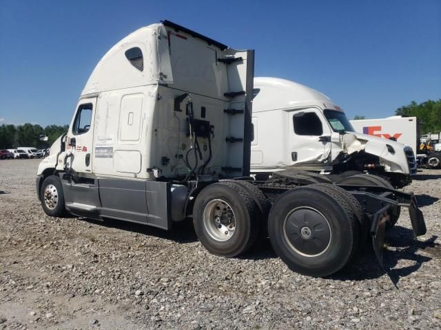 2016 Freightliner Cascadia 125