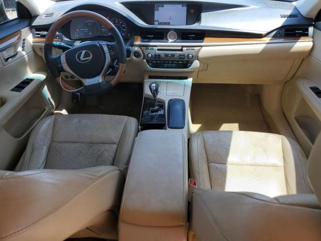 2015 Lexus ES 300H