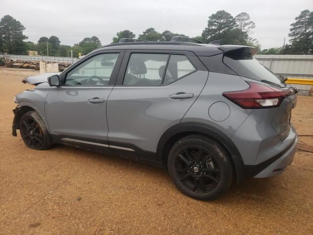 2021 Nissan Kicks SR