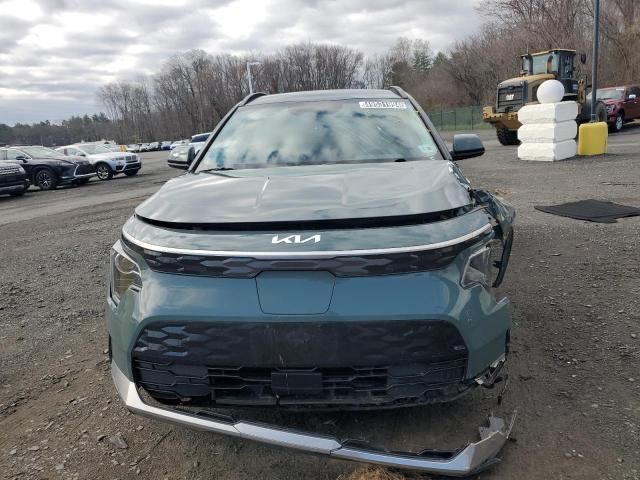 2023 KIA Niro Wind