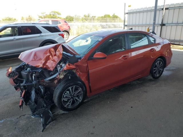 2024 KIA Forte LX