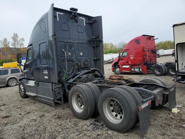 2018 Freightliner Cascadia 125