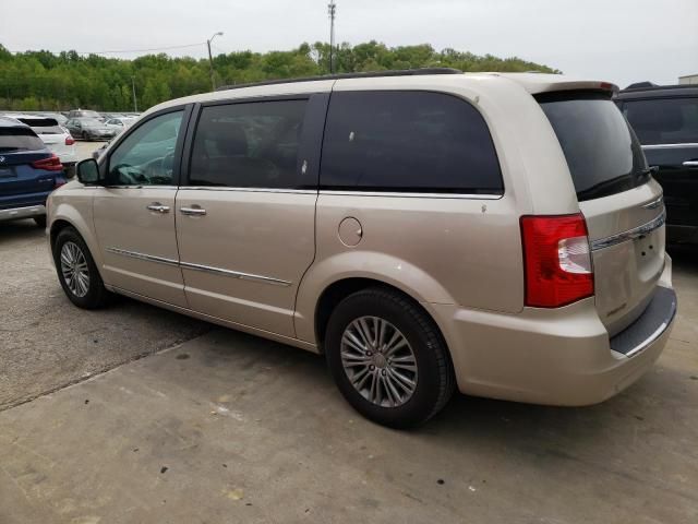 2014 Chrysler Town & Country Touring L