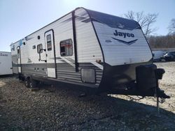 Salvage trucks for sale at West Warren, MA auction: 2022 Jayco JAY Flight