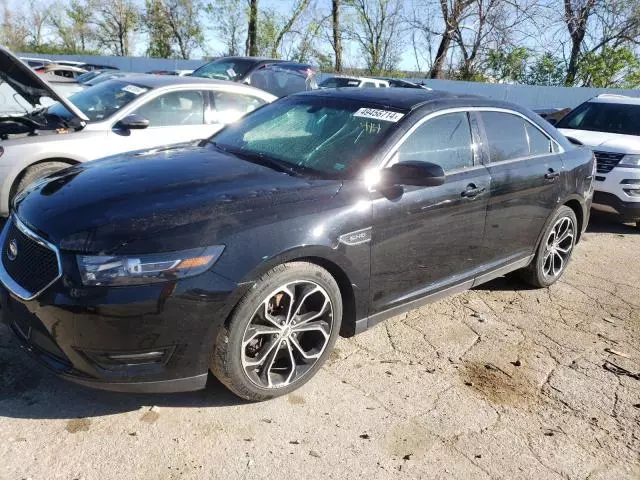 2016 Ford Taurus SHO