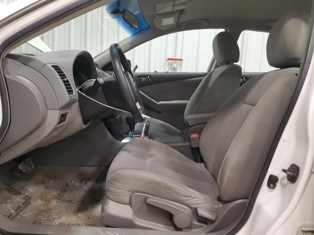 2010 Nissan Altima Base