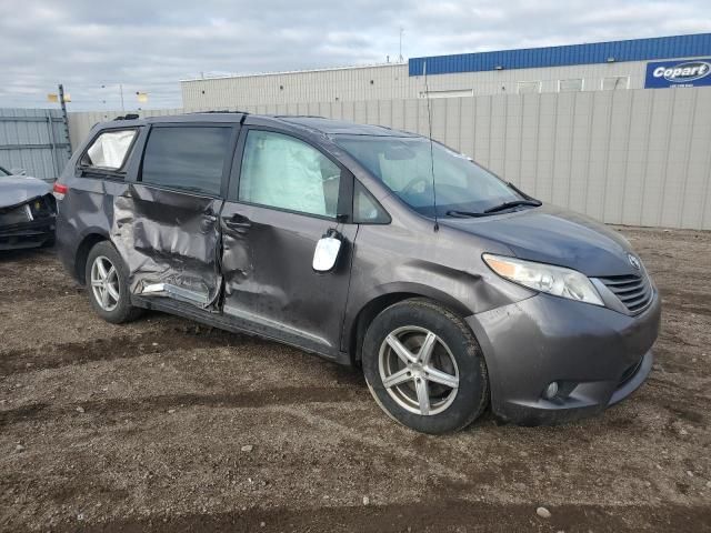 2012 Toyota Sienna XLE