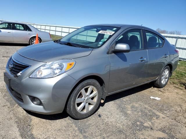 2013 Nissan Versa S