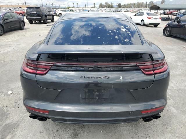 2018 Porsche Panamera 4S