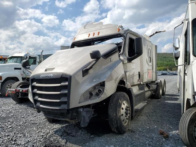 2020 Freightliner Cascadia 126