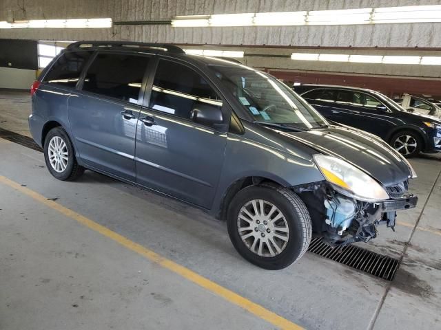 2009 Toyota Sienna CE