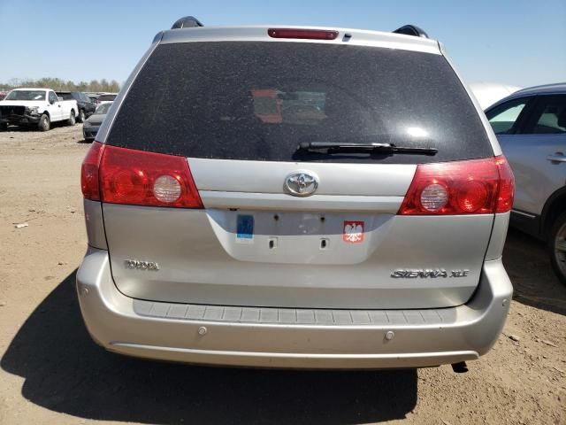 2009 Toyota Sienna XLE