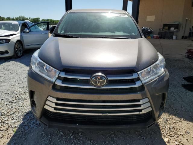 2019 Toyota Highlander LE