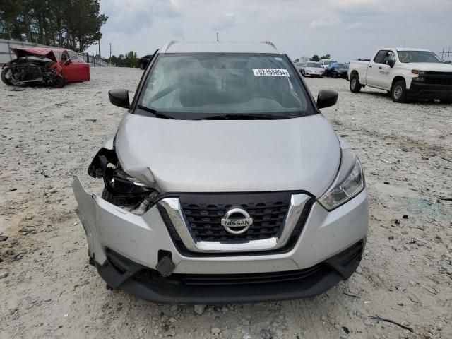 2019 Nissan Kicks S