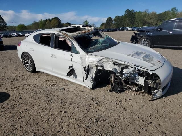 2014 Porsche Panamera 2