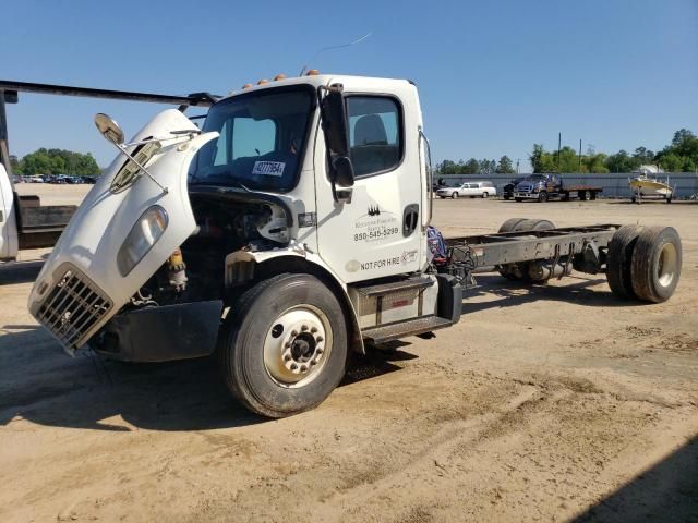 2014 Freightliner M2 106 Medium Duty