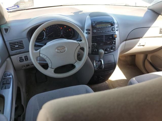 2006 Toyota Sienna CE