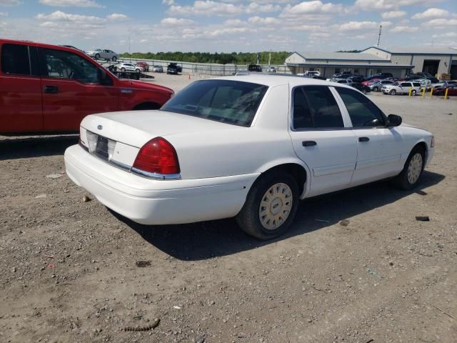 2004 Ford Crown Victoria