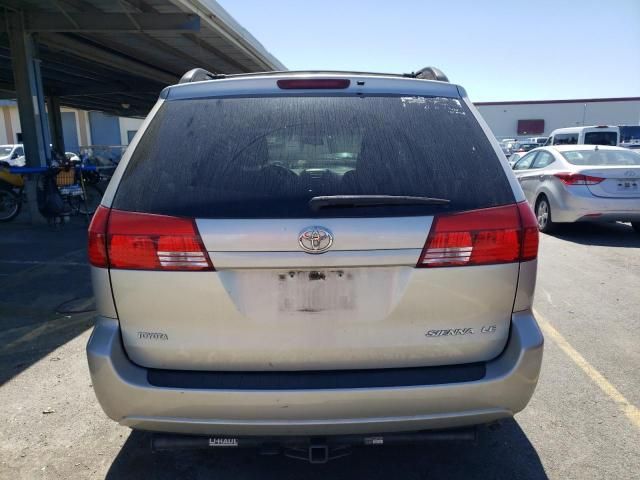 2005 Toyota Sienna CE