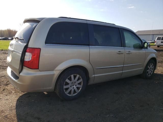 2011 Chrysler Town & Country Touring L