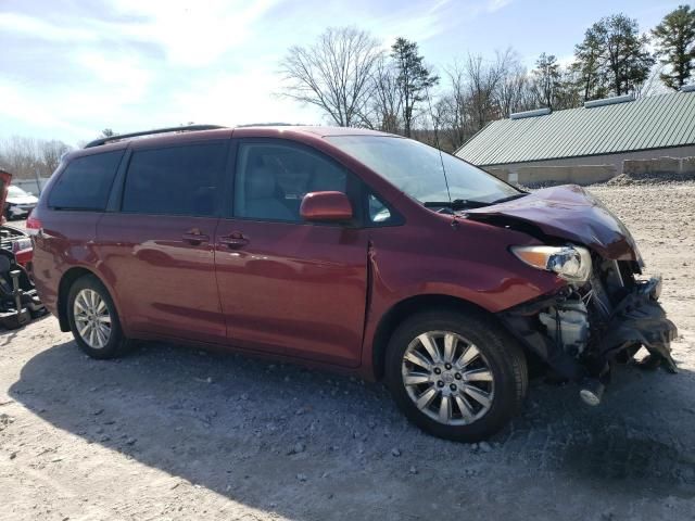 2011 Toyota Sienna XLE