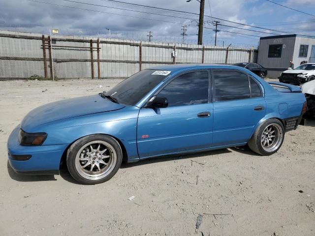 1995 Toyota Corolla LE