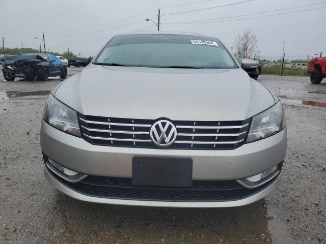 2014 Volkswagen Passat SE