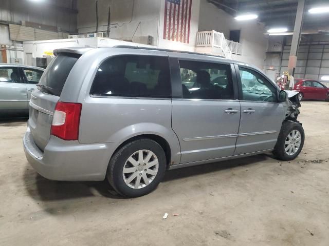 2013 Chrysler Town & Country Touring