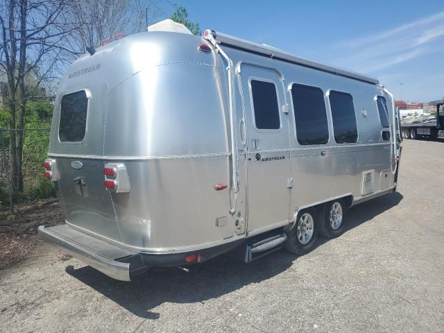 2014 Airstream Flying CLO