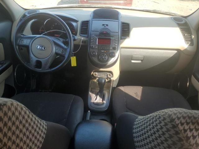 2011 KIA Soul +