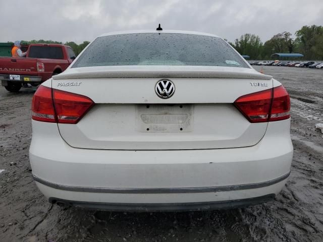 2014 Volkswagen Passat SE