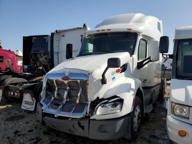 2019 Peterbilt 579