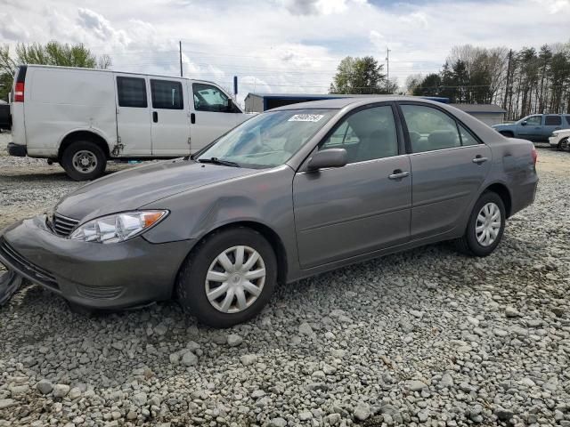 2005 Toyota Camry LE