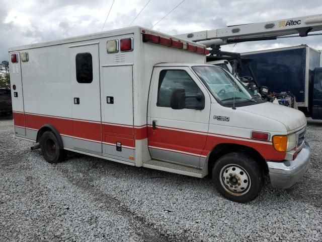 2005 Ford Econoline E450 Super Duty Cutaway Van