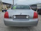 2006 Lincoln Town Car Signature Limited