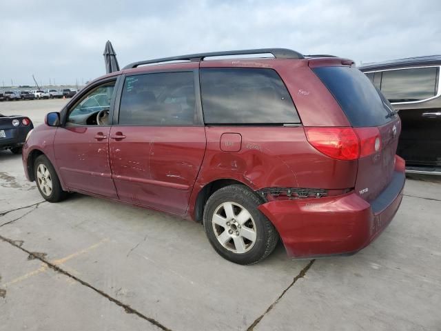 2008 Toyota Sienna XLE