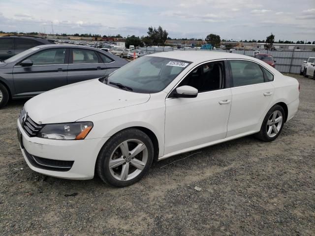 2013 Volkswagen Passat SE