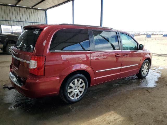 2016 Chrysler Town & Country Touring