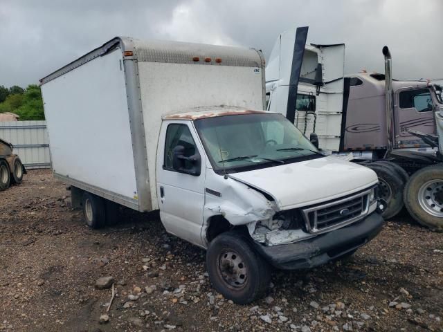 2006 Ford Econoline E350 Super Duty Cutaway Van