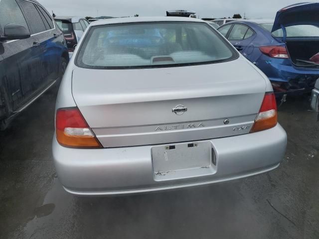 1999 Nissan Altima XE