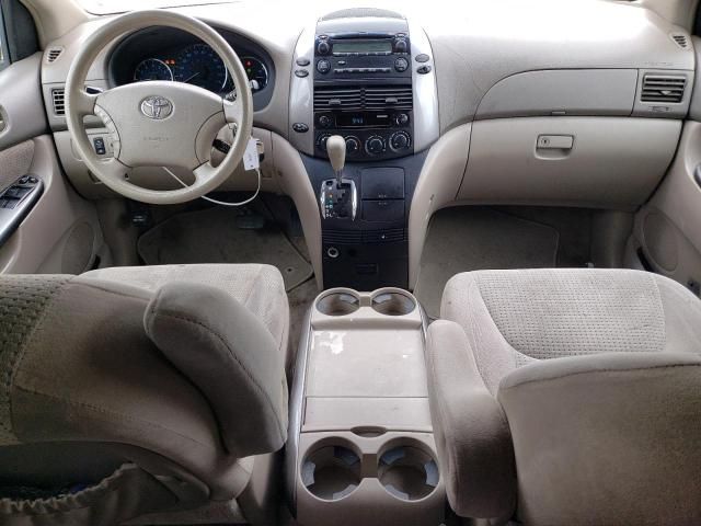 2007 Toyota Sienna CE