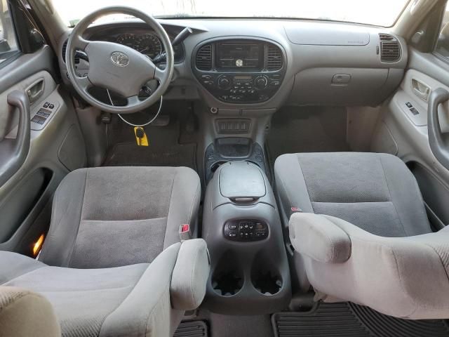 2005 Toyota Sequoia SR5