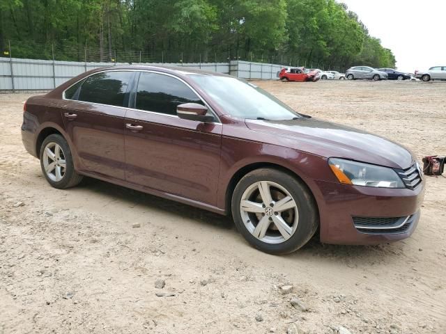 2013 Volkswagen Passat SE