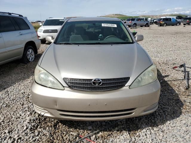 2004 Toyota Camry LE