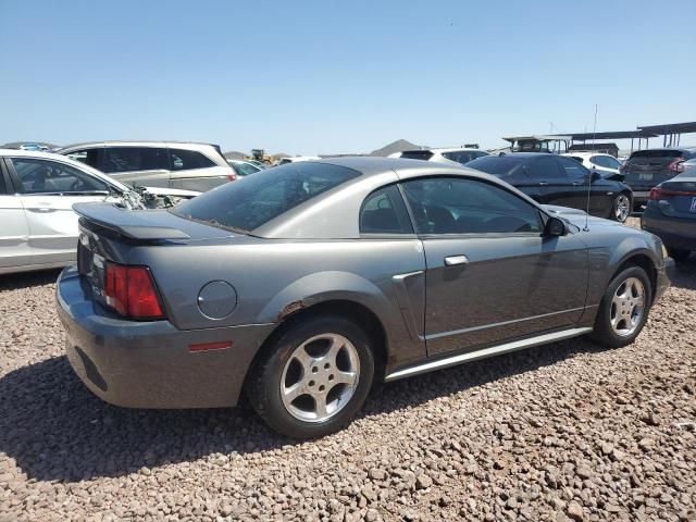 2004 Ford Mustang