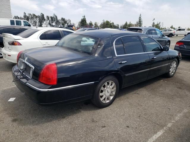 2007 Lincoln Town Car Signature Long Wheelbase