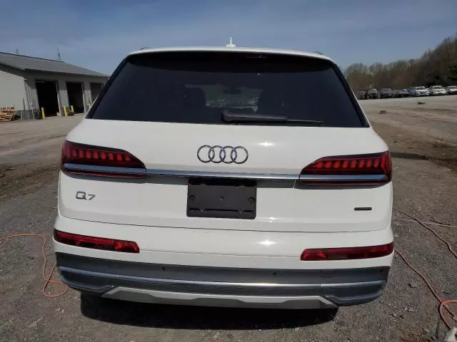 2021 Audi Q7 Premium Plus