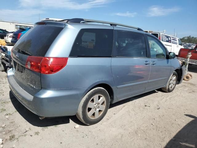 2007 Toyota Sienna CE